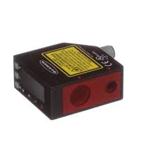 SENSOR DE DESPLAZAMIENTO LASER RANGO 100-1000MM LE550IQ