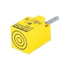 SENSOR INDUCTIVO NI5-Q18-AP6X