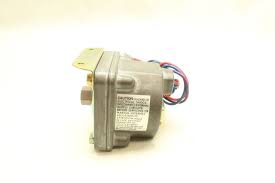 PRESSURE SWITCH D1H-A80SS